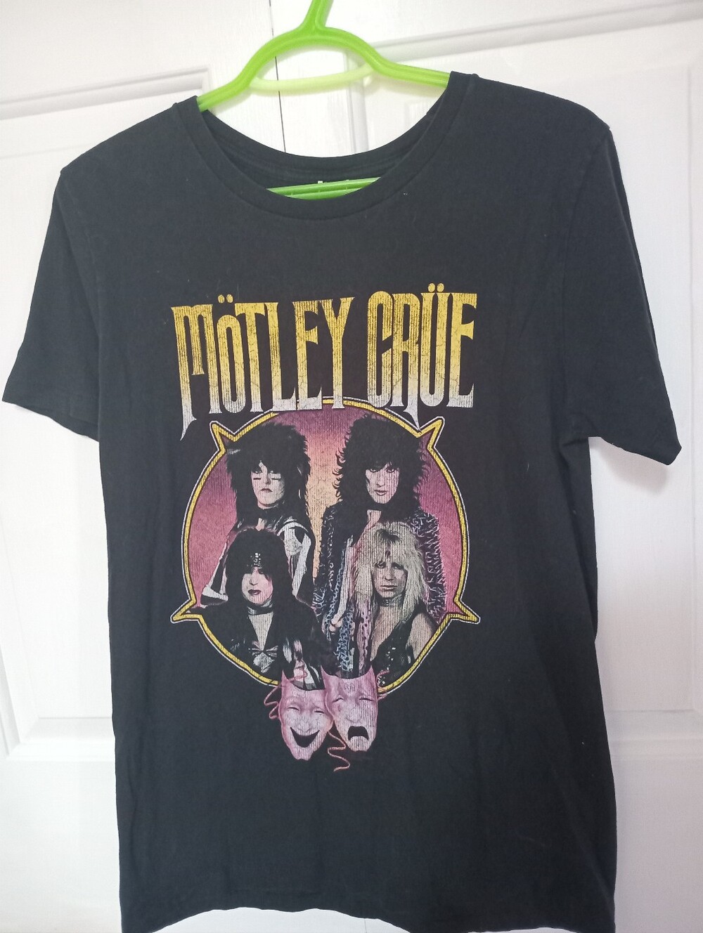 Hot Topic Motley Cruë T-Shirt Medium